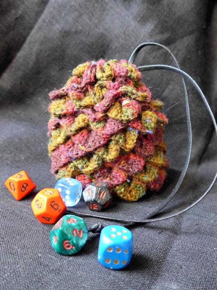 Knitted dice bag pattern