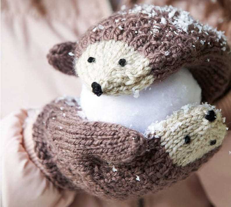 Hedgehog mittens knitting pattern