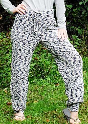 Knit flare pants pattern