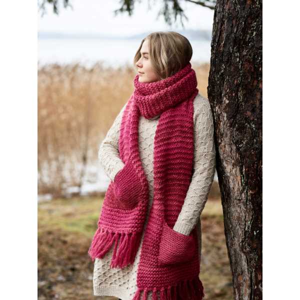Knitted shawl with pockets pattern free