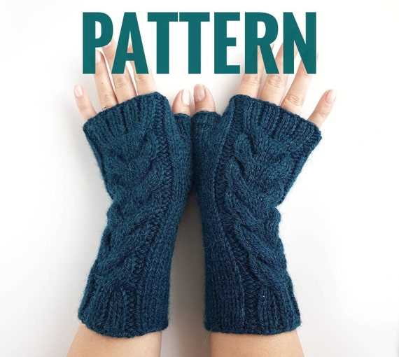 Flat knit fingerless glove pattern