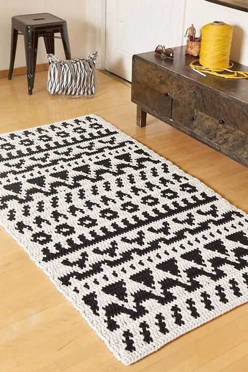 Knitted carpet patterns