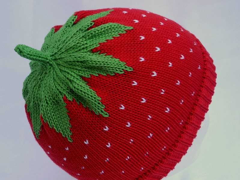 Strawberry knit pattern