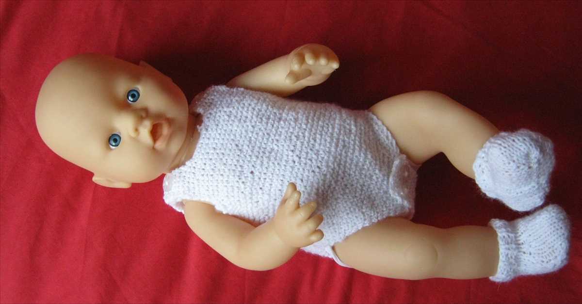 Free knitting patterns for dolls clothes