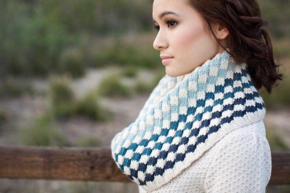 Mosaic scarf knitting pattern