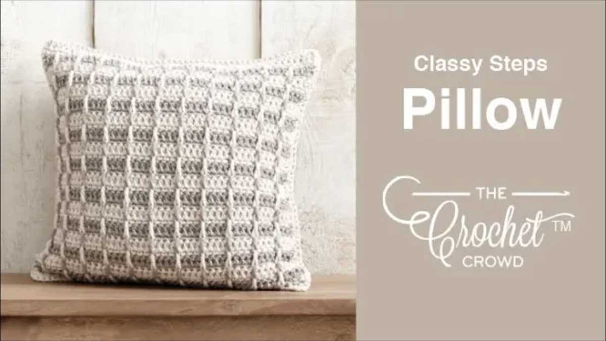 Chunky knit throw pillow pattern