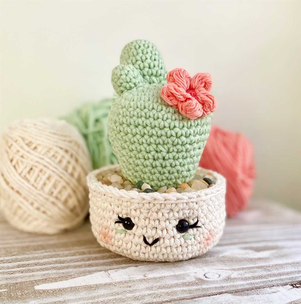 Knitted cactus plant pattern free