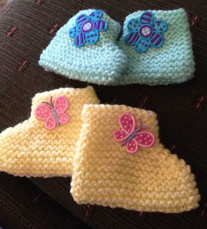 Baby booties knitting pattern for beginners