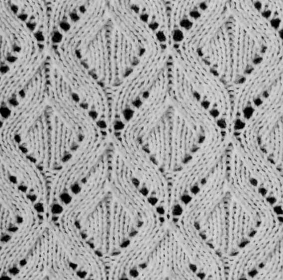 Lace diamond knitting pattern