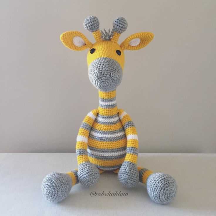 Geoffrey giraffe knitting pattern