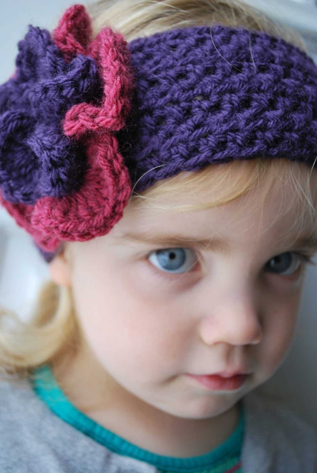 Knit flower pattern for headbands