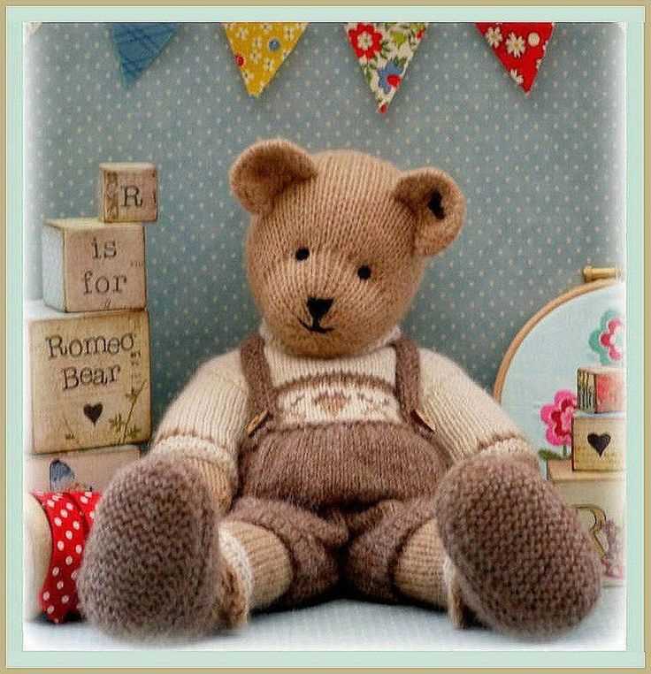 Simple teddy bear knitting pattern