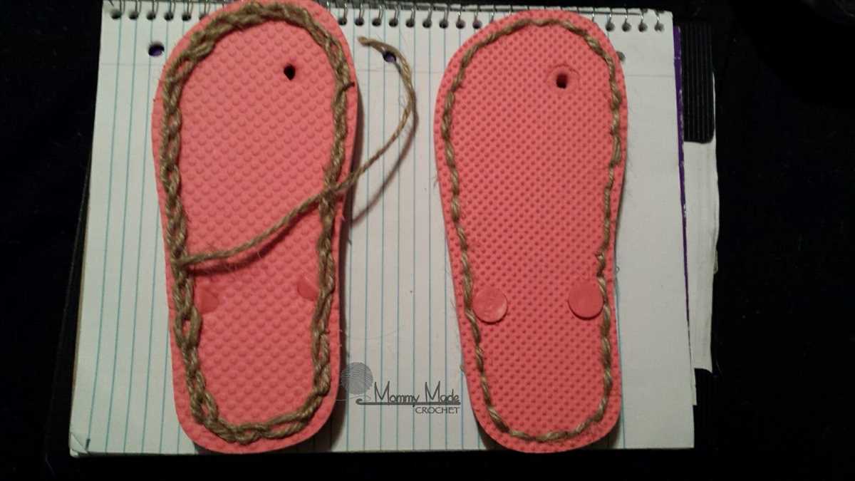Knitted slippers with soles pattern