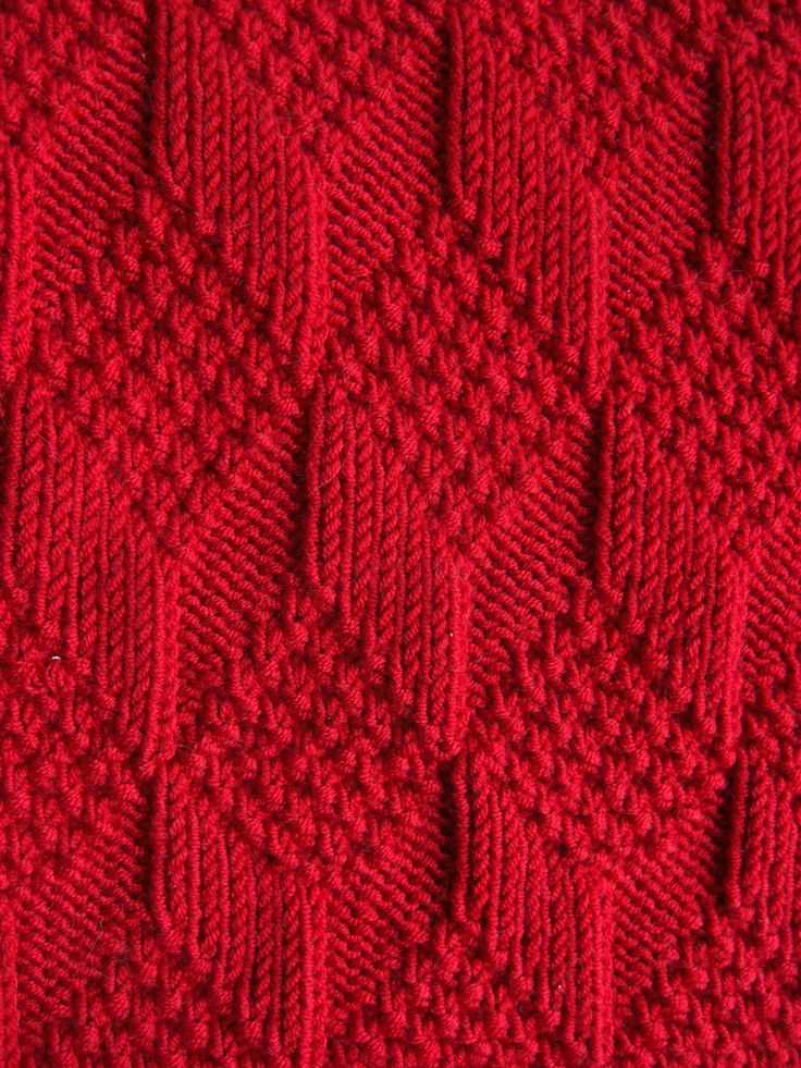 Knitting technique that creates a diamond pattern