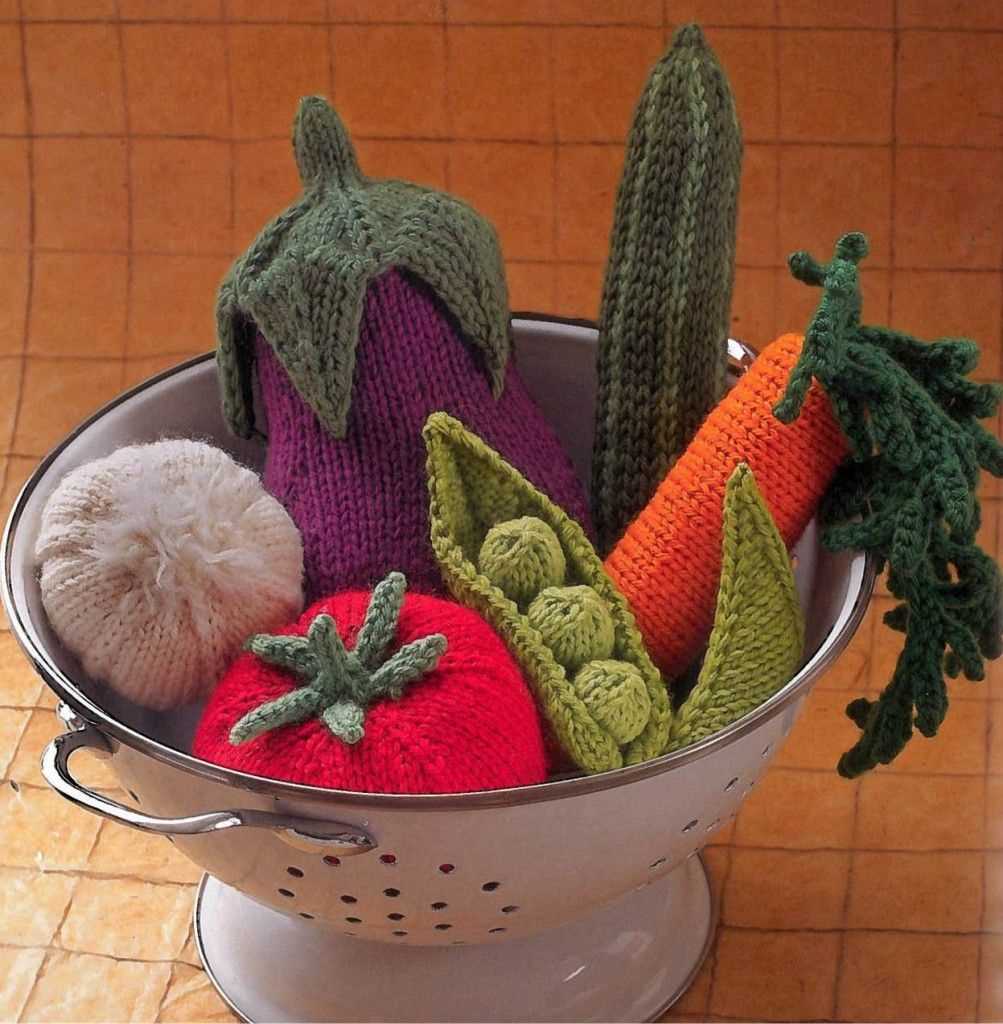Knitted vegetables pattern free