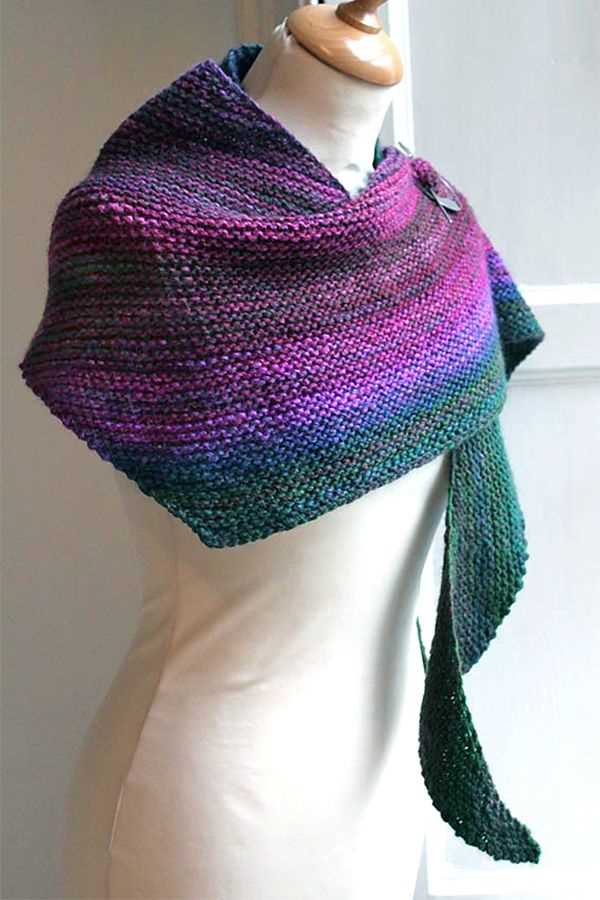 Boomerang shawl knitting pattern
