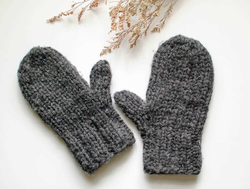 Chunky gloves knitting pattern