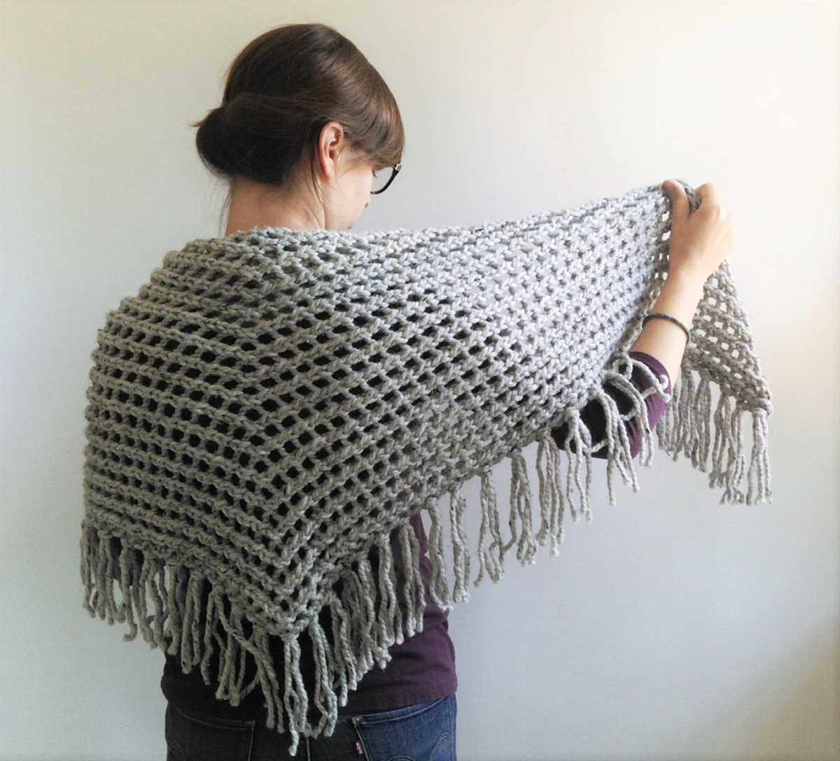 Free knitting patterns for shawls and shrugs