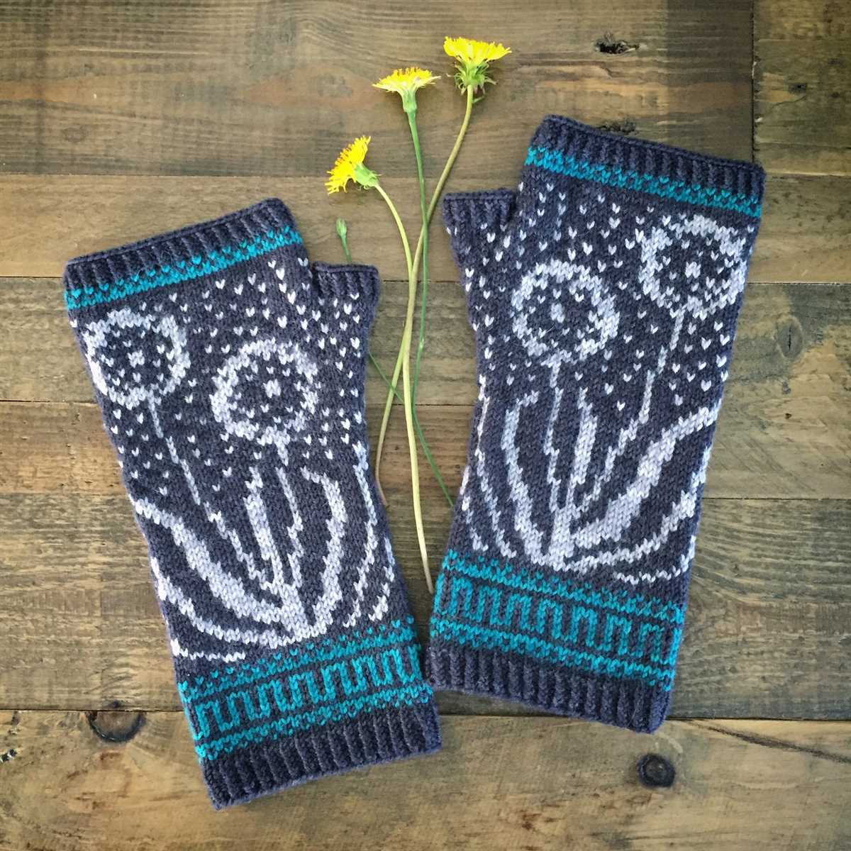 Knitted mitt pattern