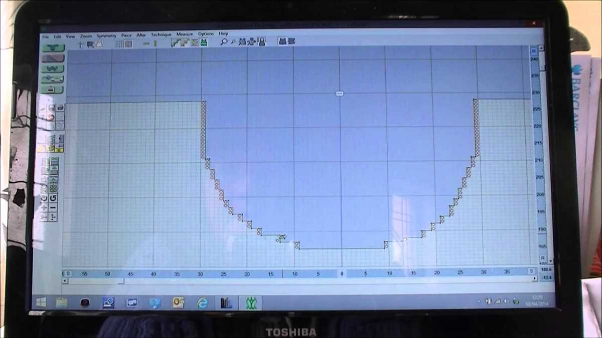 Knitting machine pattern software