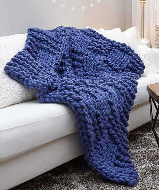 A Step-by-Step Guide to Creating Your Own Chunky Knit Blanket Pattern Pattern for a chunky knit blanket