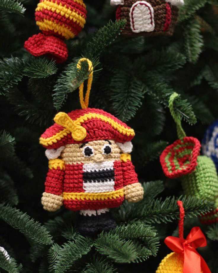 Nutcracker knitting pattern