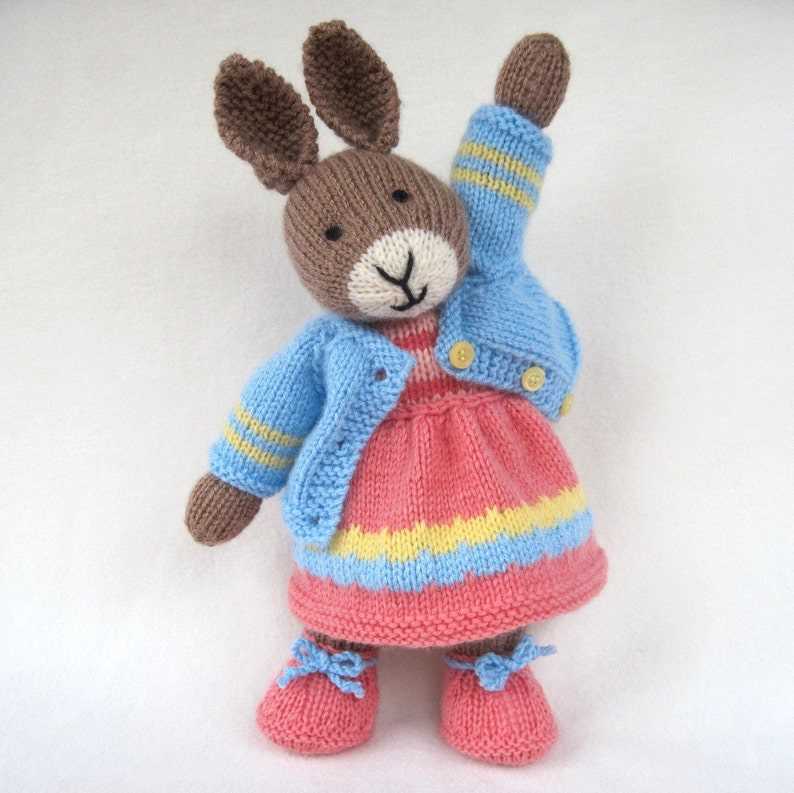 Discover Free Patterns for Knitting Your Own Adorable Toy Rabbit Knitted toy rabbit patterns free