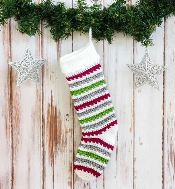 Create your own Christmas stocking with this free knitting pattern Knitted christmas stocking free pattern