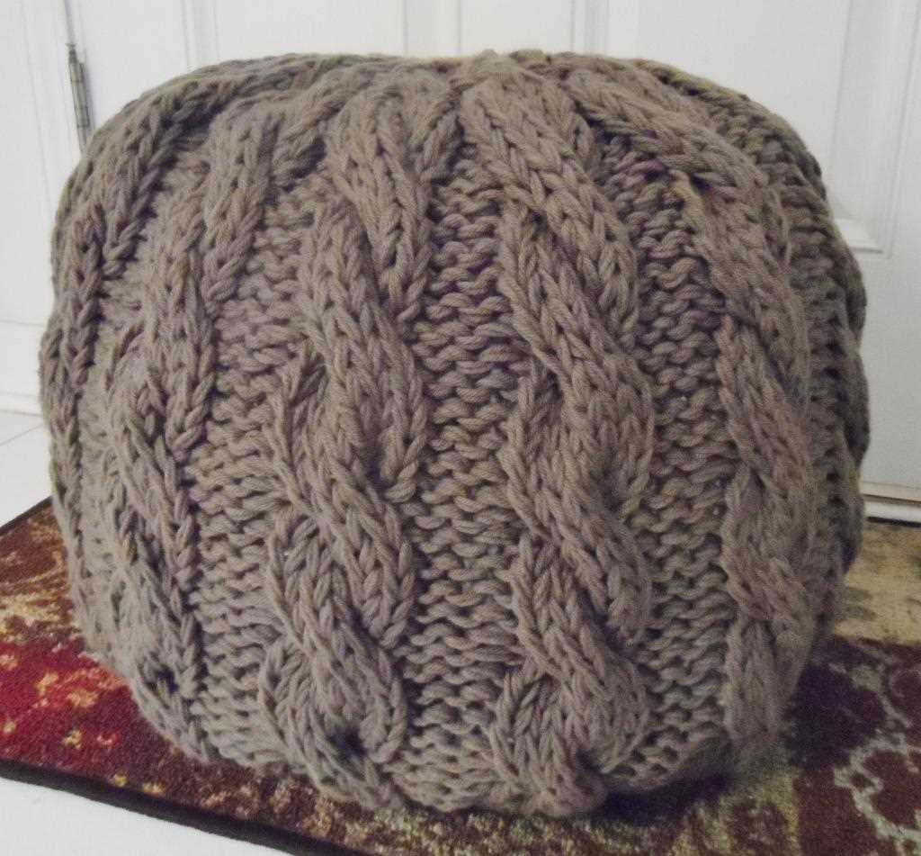 Knitting pouf pattern