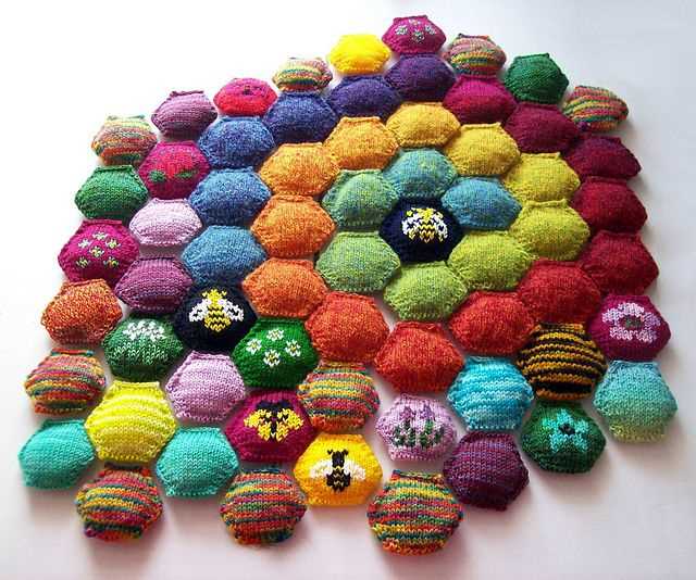 Beekeeper's quilt knitting pattern