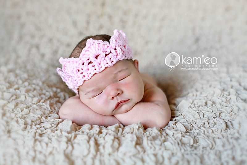 Newborn headband knitting pattern