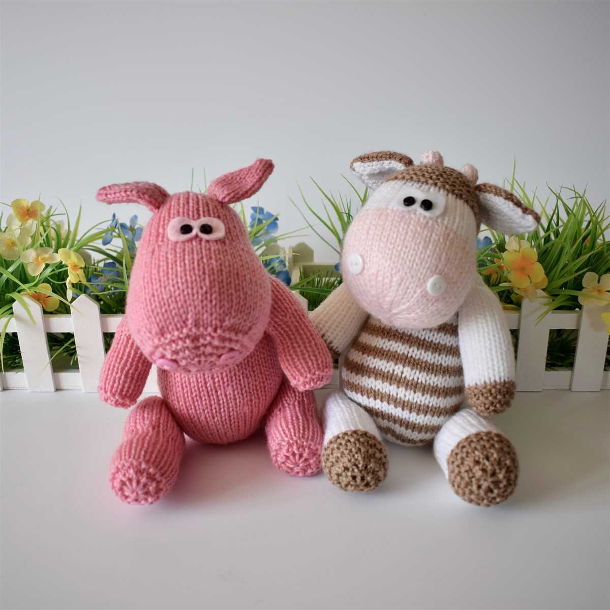 Knitted cow pattern free