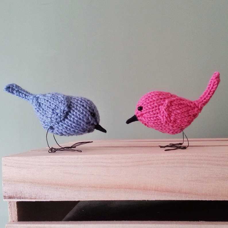 Knitted bird pattern