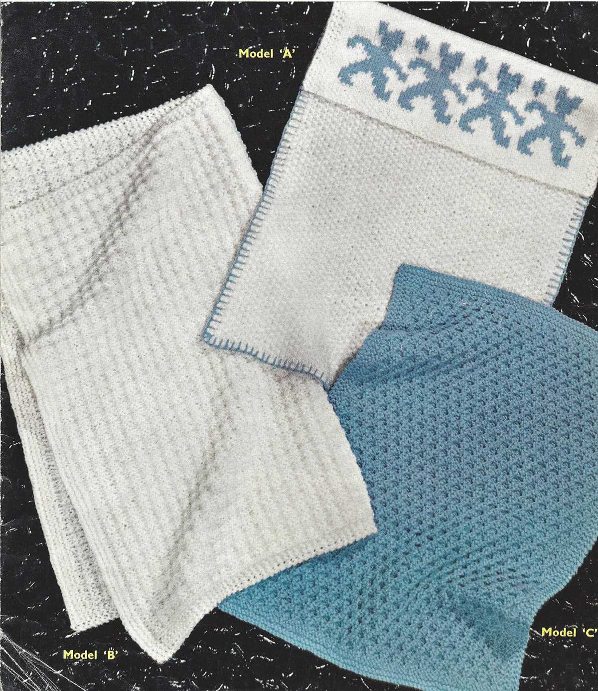 Knitting pattern for a cot blanket