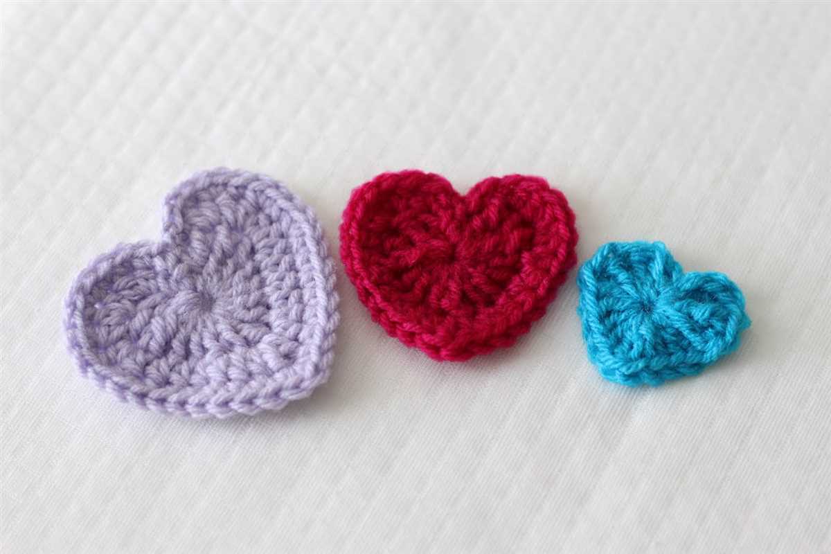 Knit small heart pattern