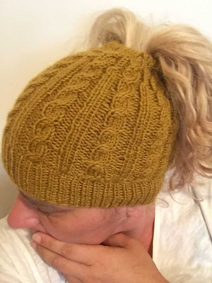 Messy bun beanie knit pattern free