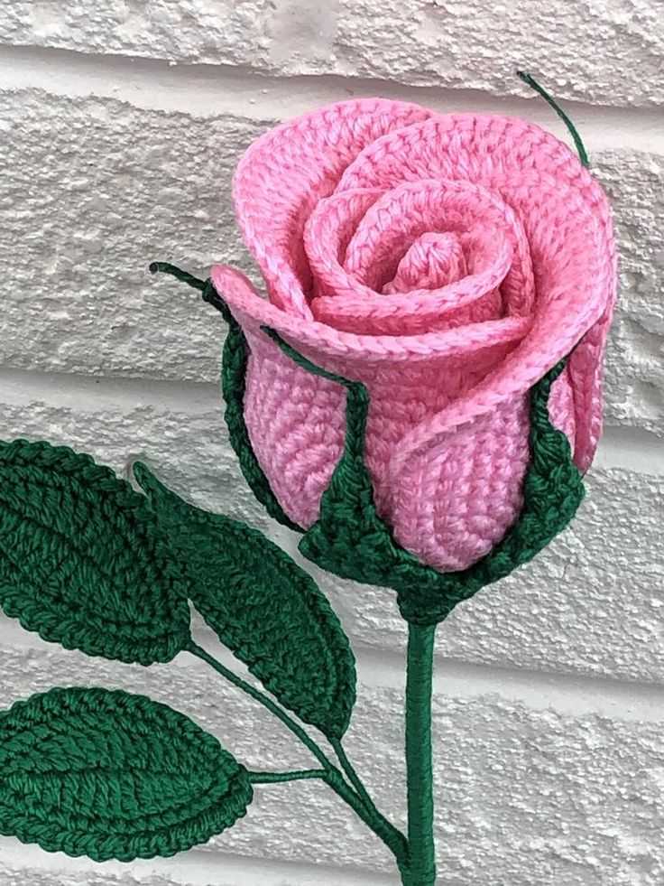 Knit rose flower pattern