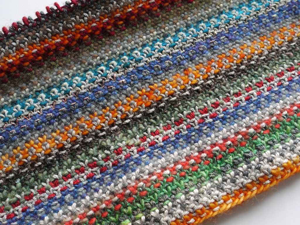 Loom knitted shawl pattern videos