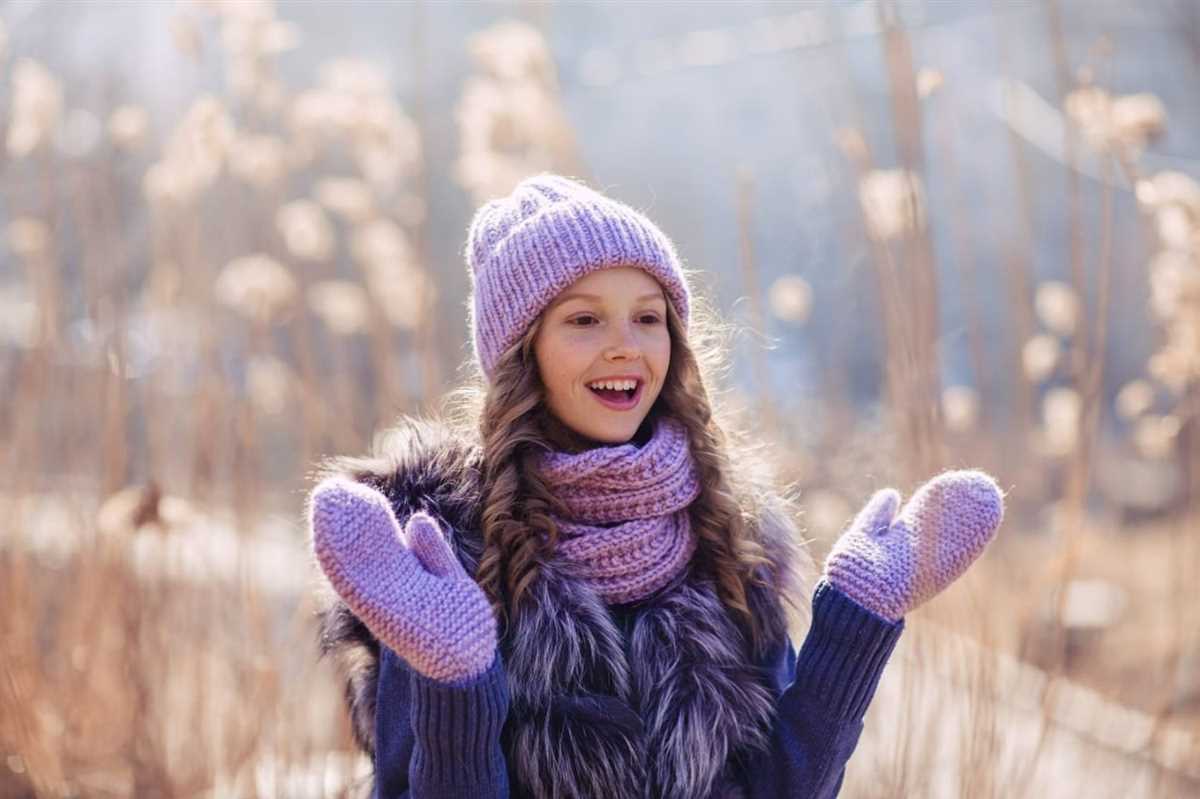 Knitted scarf and hat patterns