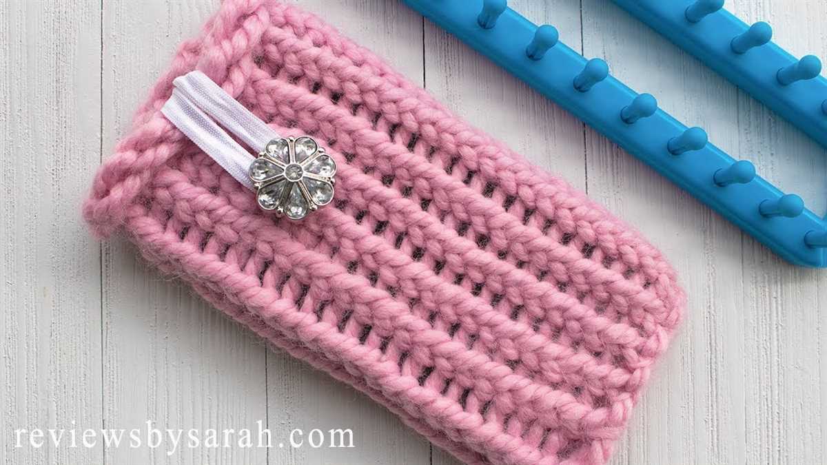 Knitted cell phone case pattern