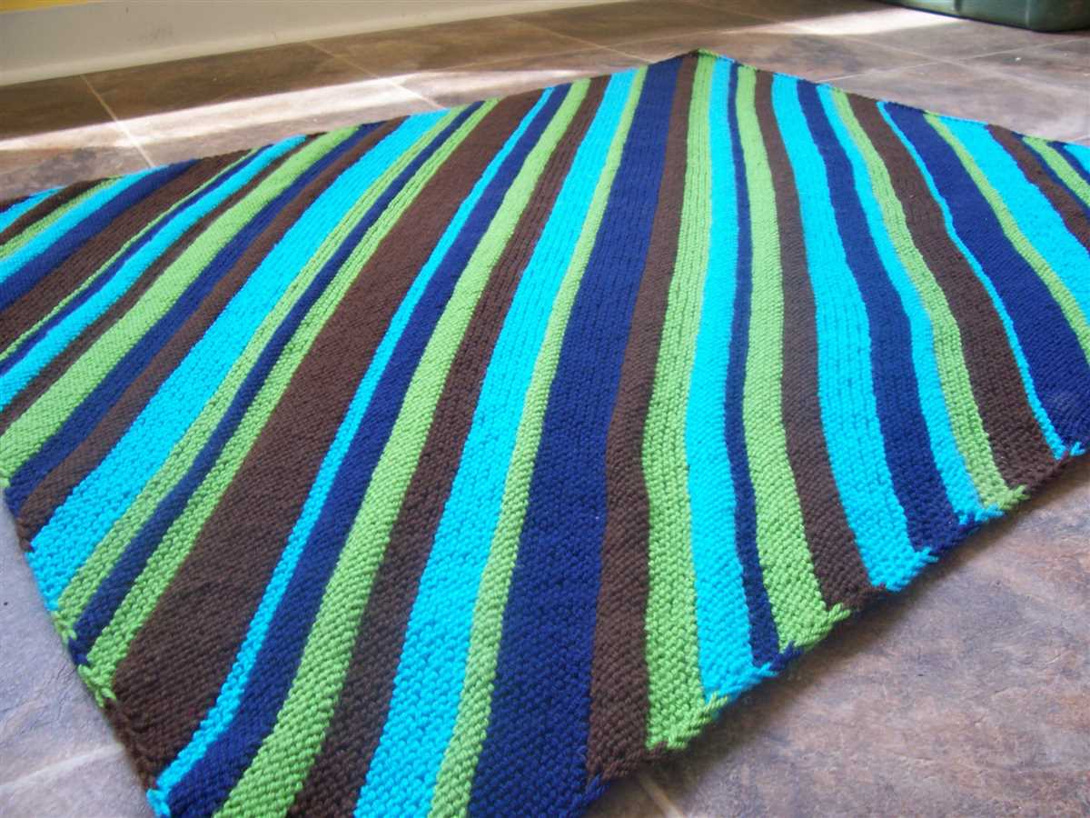 Striped knitted blanket pattern