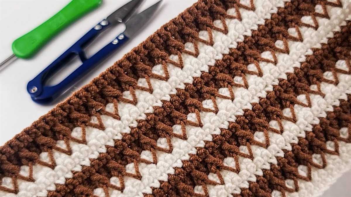 Work in pattern knitting