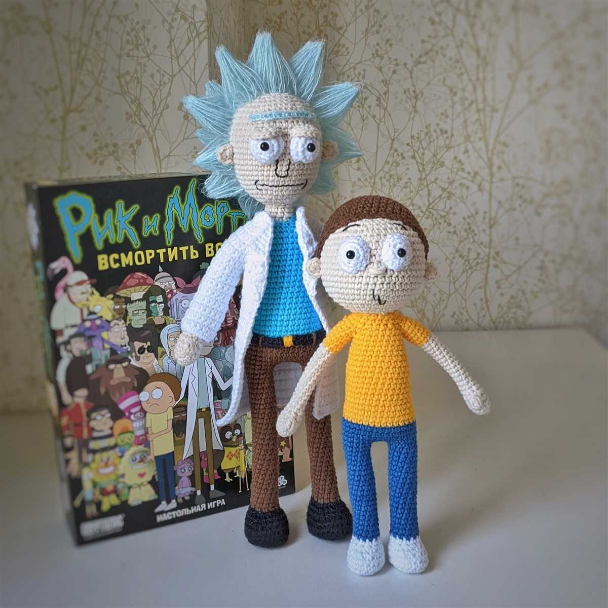 Rick and morty knitting pattern