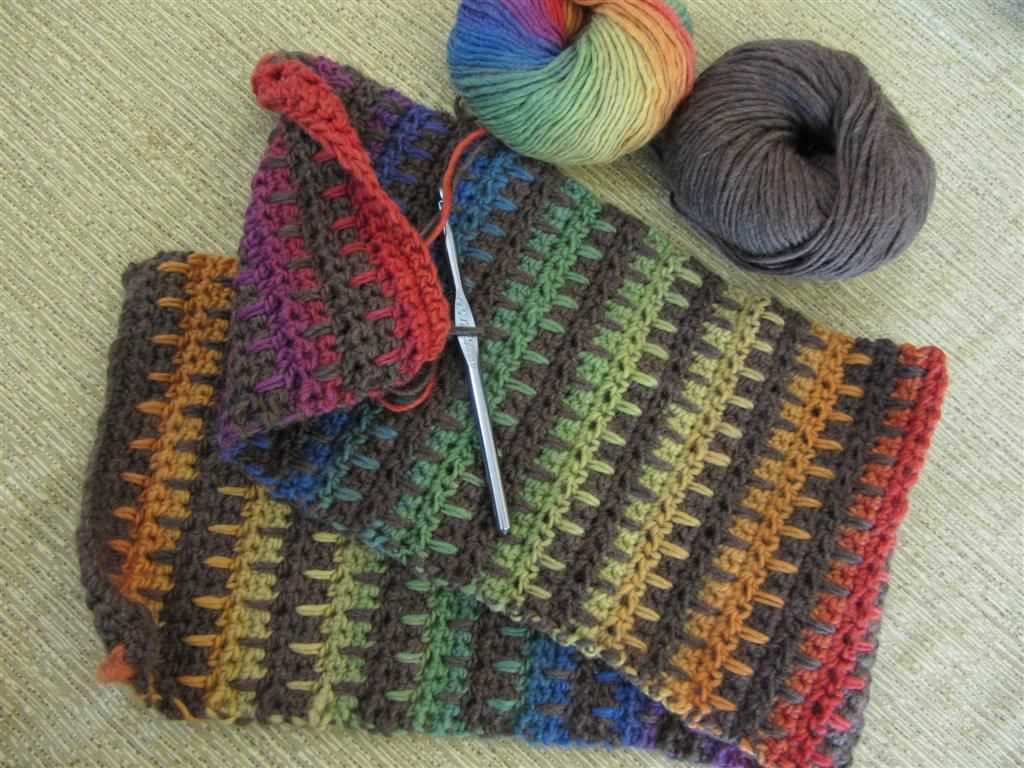 Knit scarf pattern variegated yarn