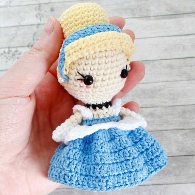 Cinderella doll knitting pattern