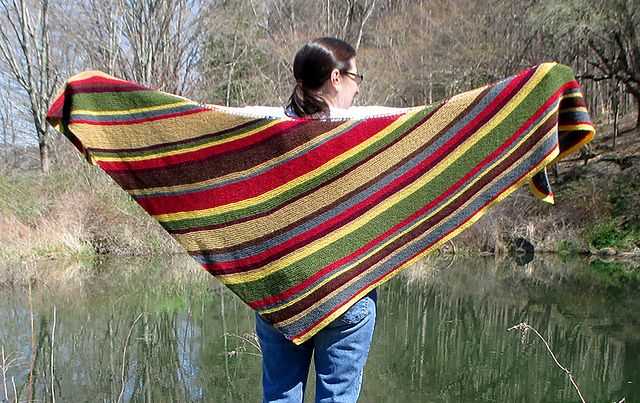 Free knitting patterns for shawls and shrugs