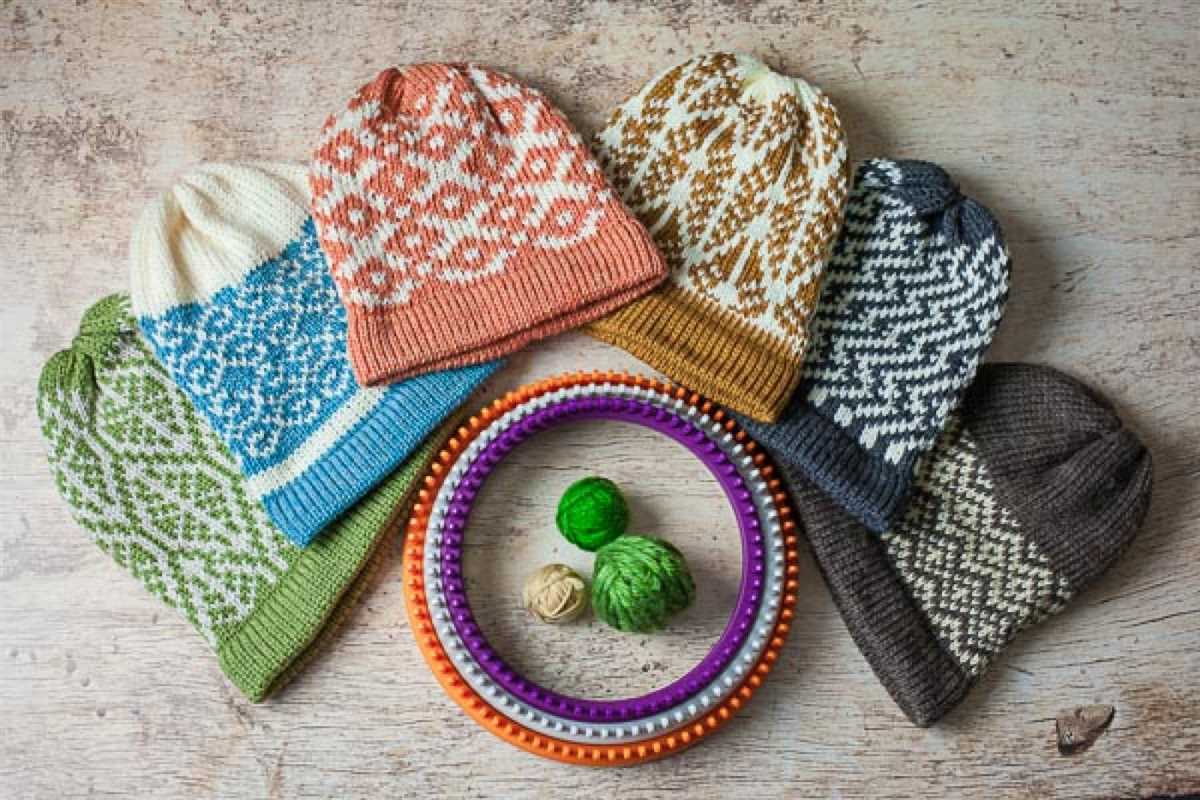 Button tab knit hat pattern