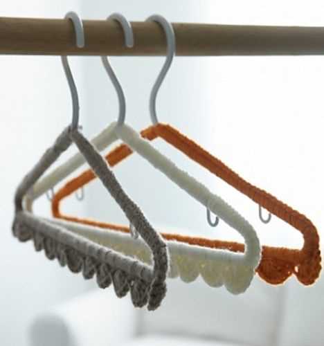 Create Your Own Stylish Knit Hanger Covers with This Easy Pattern Knit hanger cover pattern