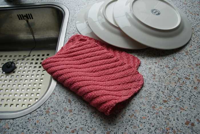 Pattern for knitted dishcloth on diagonal