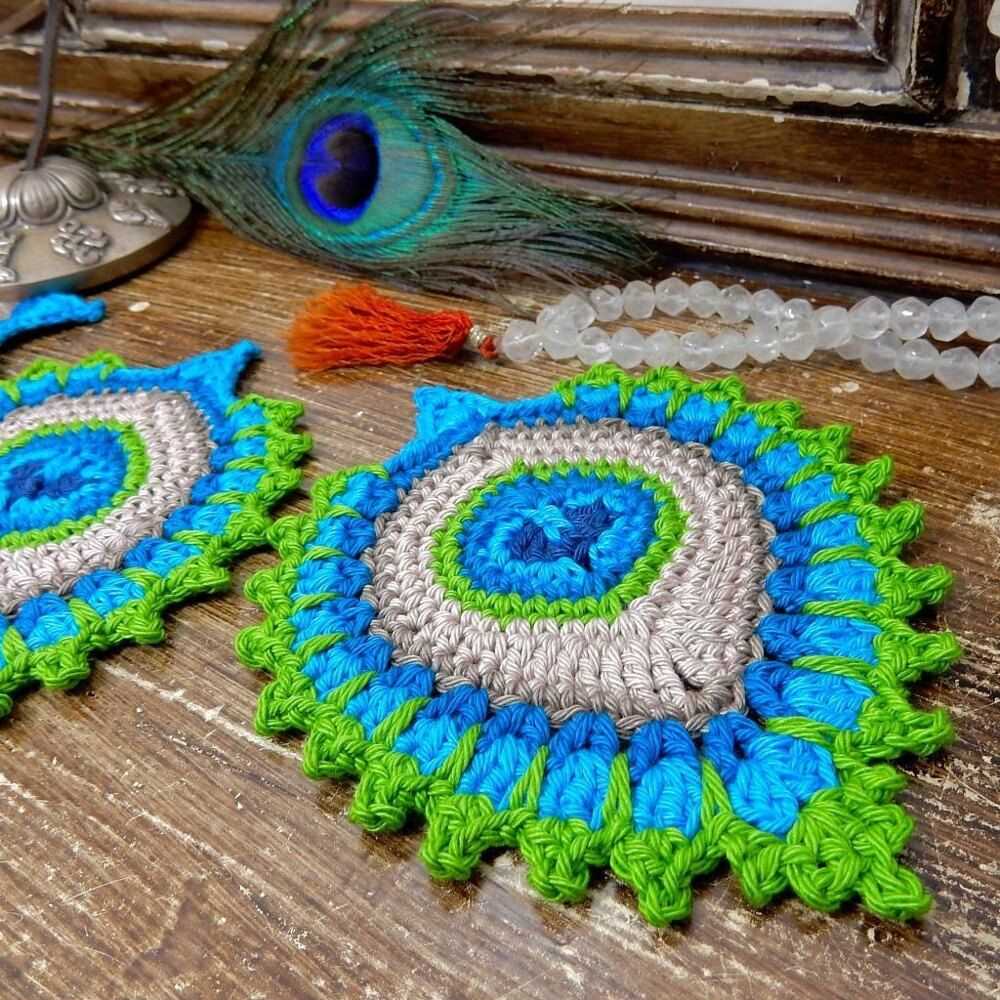 Peacock knitting pattern